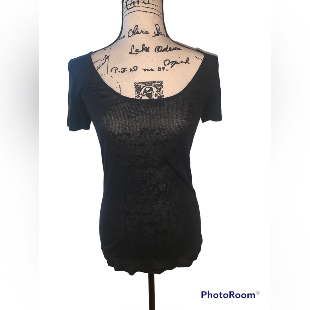 Victoria’s Secret lounge tee .Short sleeve , long in the waist, black Med